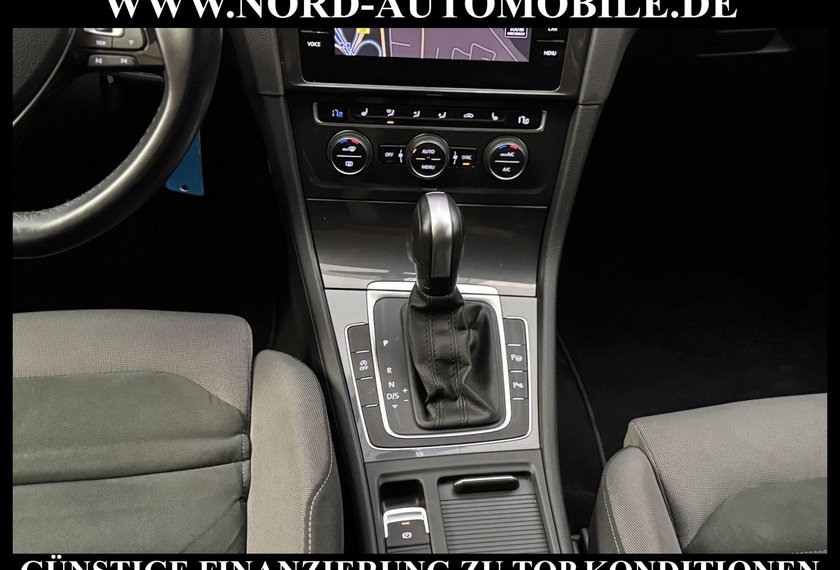 Volkswagen Golf Golf Variant R-Line 2.0 TDI DSG Kamera/Navi/