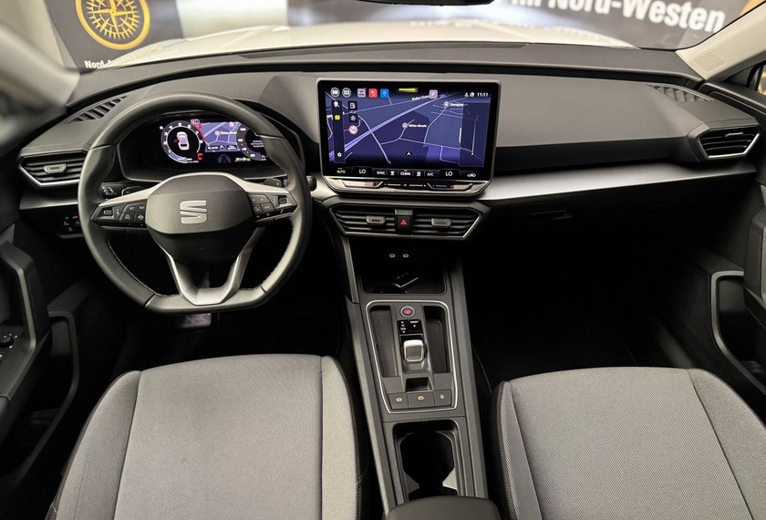 Seat Leon Leon SP Style 1.5 eTSI DSG Kamera/Navi/LED/