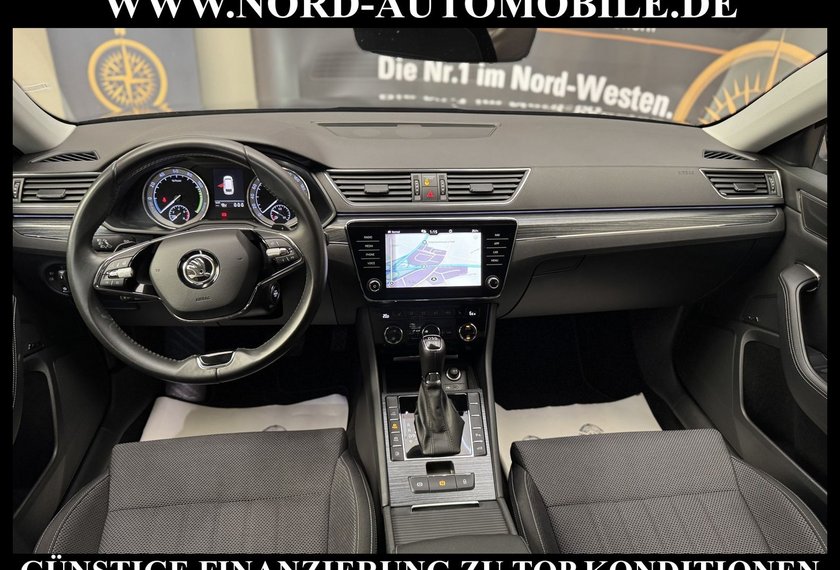 Skoda Superb Superb iV Combi Style 1.4 TSI DSG Kamera/AHK/LED
