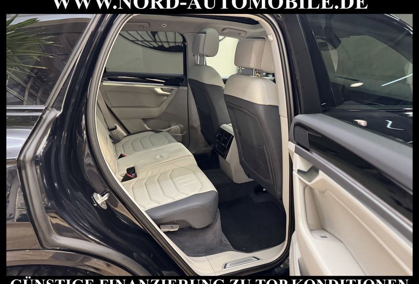 Volkswagen Touareg Touareg 3.0 TSI 4MOT R-Line Black Style UPE99/21