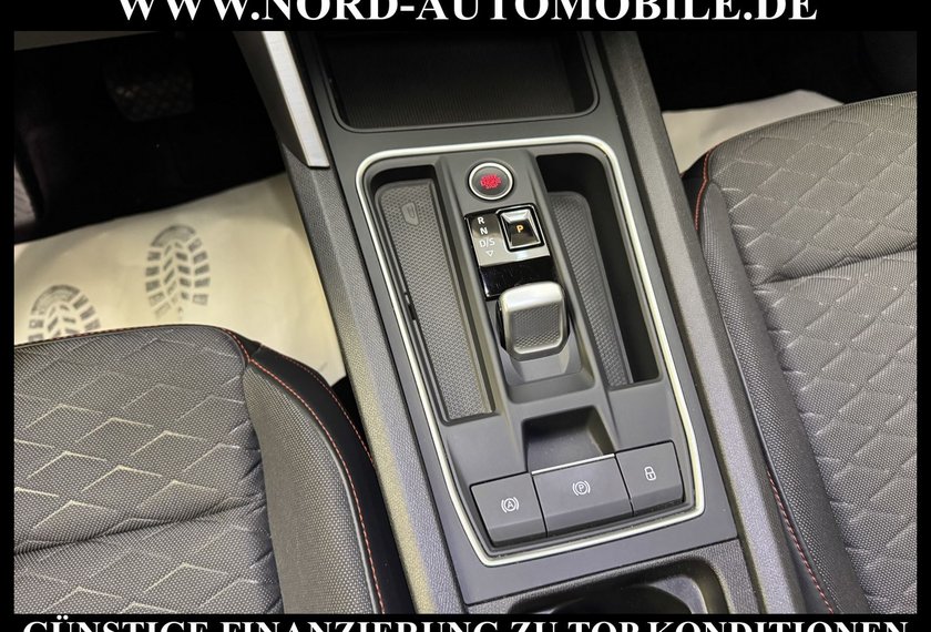 Seat Leon Leon Sportstourer FR 1.5 eTSI DSG Pano/AHK/18/