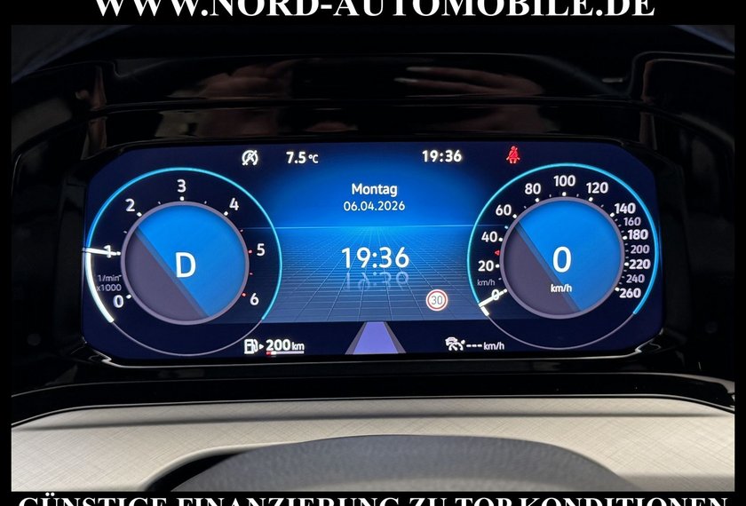 Volkswagen Golf Golf Life 2.0 TDI DSG Navi/LED/AHK/PDC/ACC