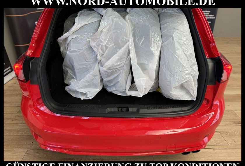 Ford Focus Focus Turnier ST *190PS*19ZOLL*LED*NAV*KAM