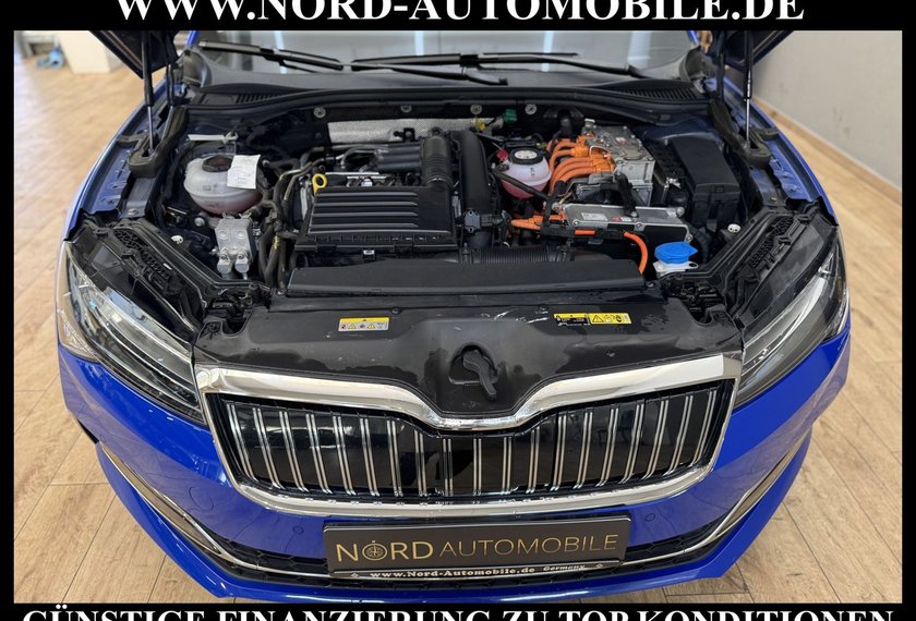 Skoda Superb Superb iV Combi Ambition 1.4 TSI DSG Side&amp;Lane