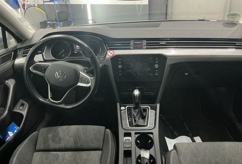 Volkswagen Passat Variant Passat Variant Business 2.0 TDI DSG AHK/Navi/LED
