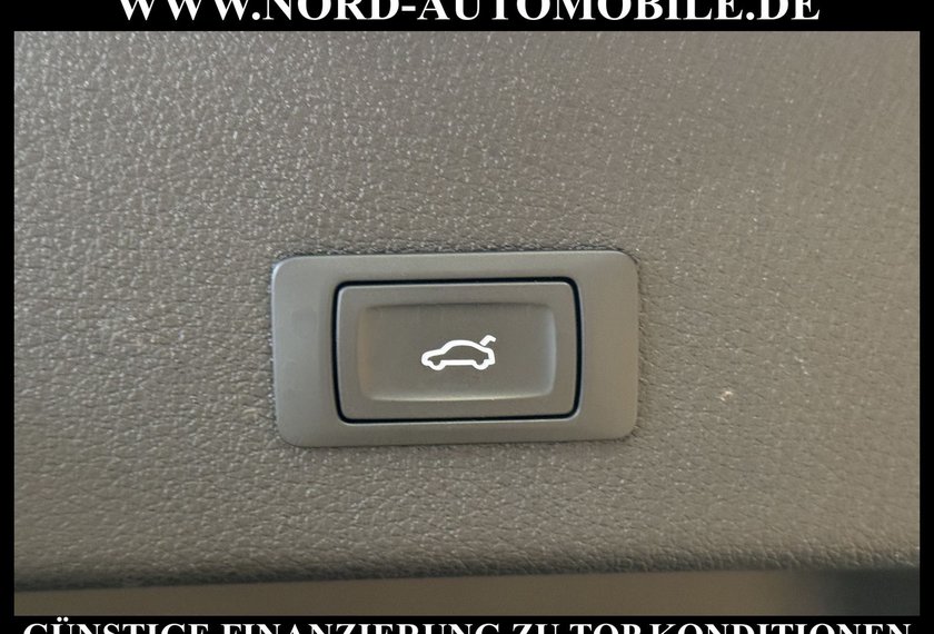 Audi e-tron e-tron Sportback 55 QU.S-Line Black Edition Pano