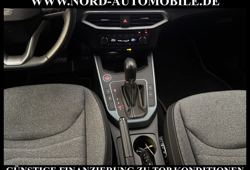 Seat Arona Arona Xperience 1.0 TSI DSG Kamera/18/Navi/LED