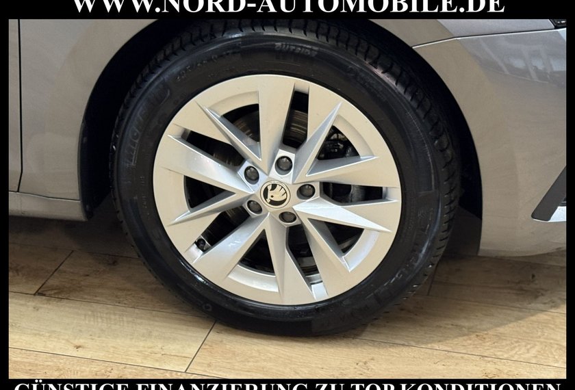 Skoda Octavia Octavia Limousine Style 1.5TSI e-TEC DSG Navi