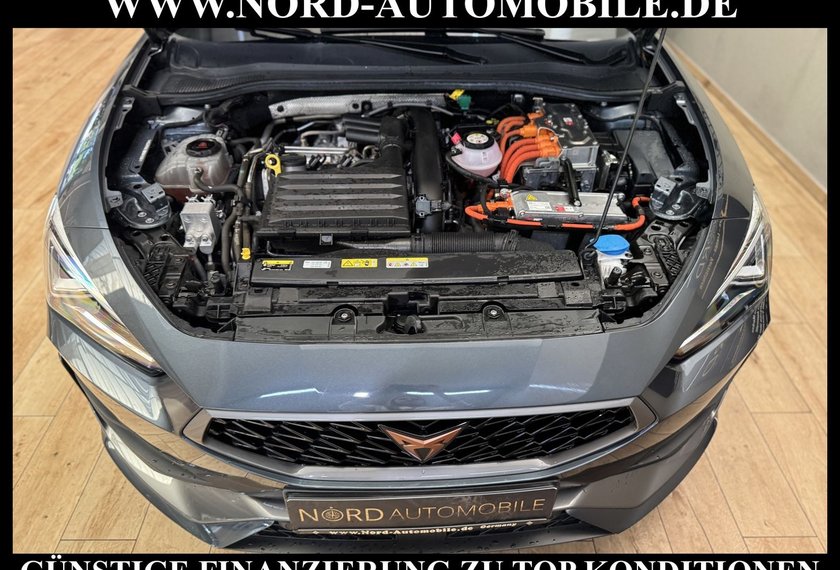Cupra Leon Leon VZ 1.4 TSI e-HYBRID DSG Kamera/Navi/LED/19