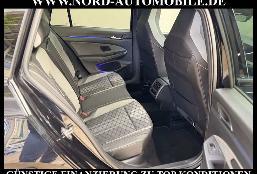 Volkswagen Golf Golf VIII Variant 1.5 eTSI DSG R-Line Pano/AHK/