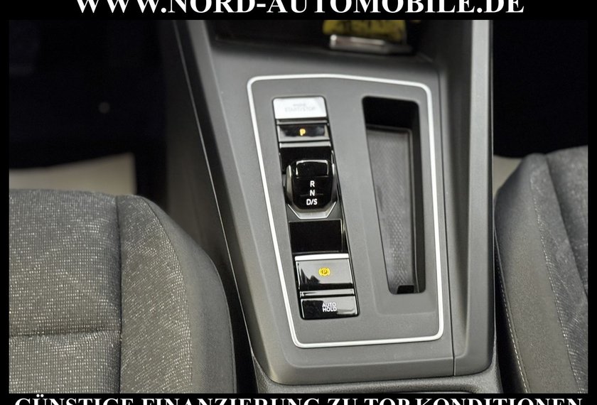 Volkswagen Golf Golf Variant Life 1.0 eTSI DSG Navi/LED/PDC/Spur