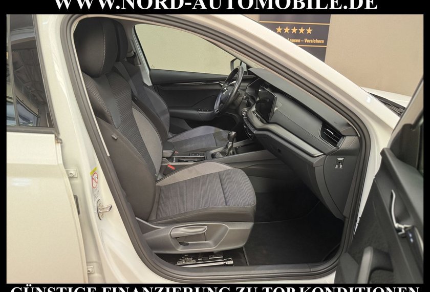 Skoda Octavia Octavia Combi Ambition 2.0 TDI Navi/LED/PDC/16