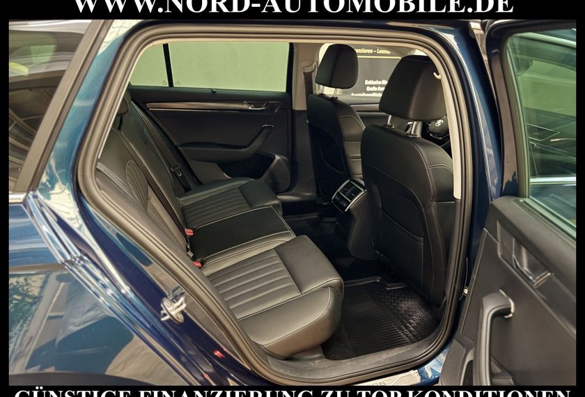 Skoda Superb Superb Combi 2.0 TDI Style 4x4 DSG AHK/Leder/Kam