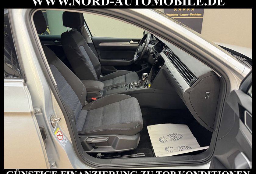 Volkswagen Passat Variant Passat Variant GTE 1.4 TSI eHybrid DSG HeadUp/17