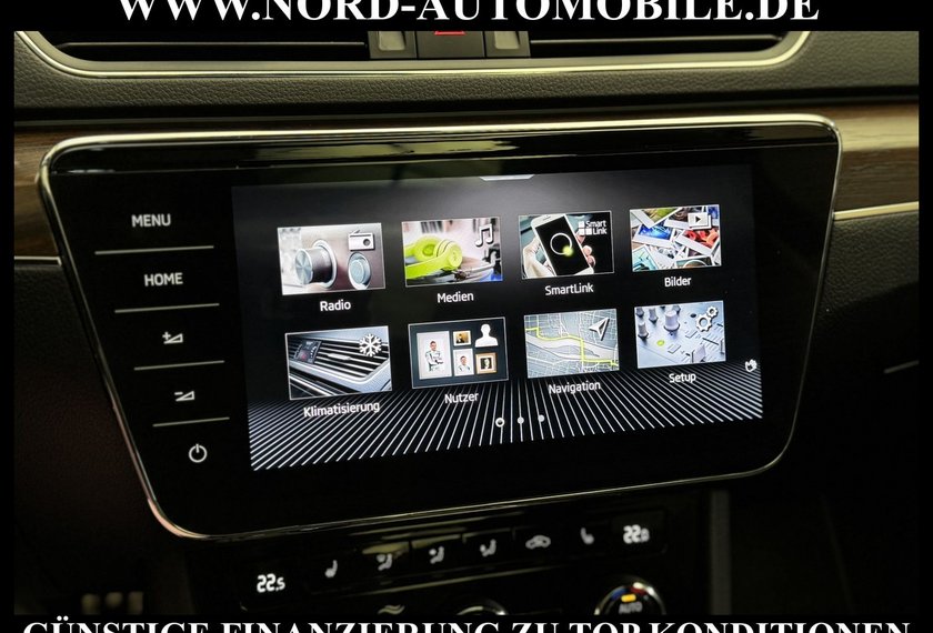 Skoda Superb Superb Combi SCOUT TDI DSG 4x4 *AHK*PANO*UPE61*